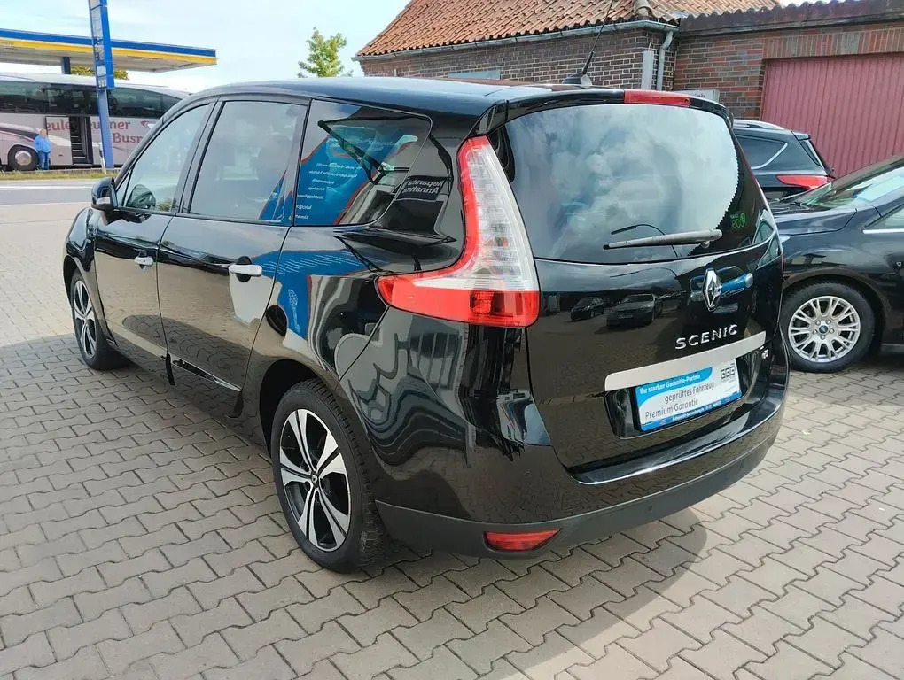 Gebraucht Renault Scénic Bose Edition 131 PS (96 kW) 2011 Schwarz Van / Kleinbus