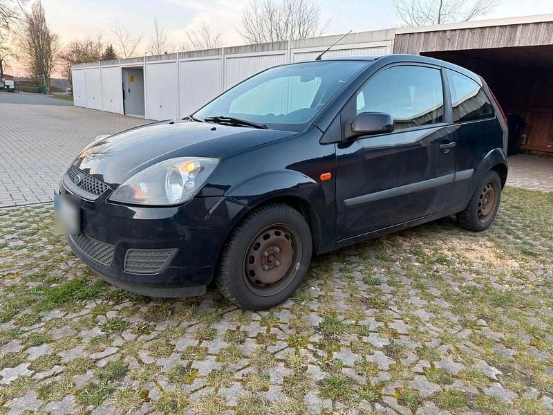 Gebraucht Ford Fiesta 70 PS (51 kW) 2008 Blau Kleinwagen