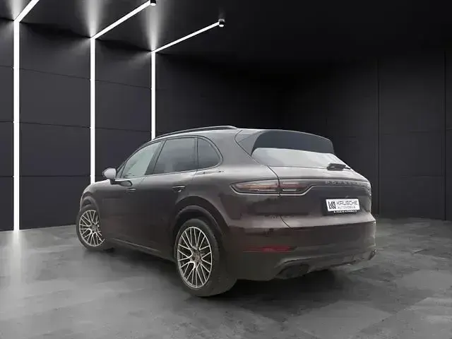 Second-hand Porsche Cayenne Platinum Edition 340 CP (250 kW) 2022 Maro SUV