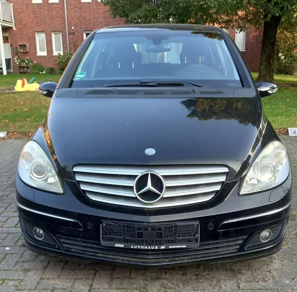 Gebraucht Mercedes E200 193 PS (141 kW) 2005 Schwarz Kombi