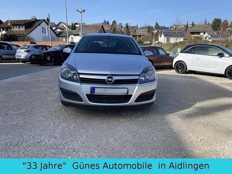 Gebraucht Opel Astra Enjoy 105 PS (77 kW) 2004 Silber Limousine