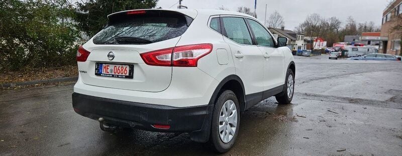 Gebraucht Nissan Qashqai Visia 116 PS (85 kW) 2015 Weiß SUV