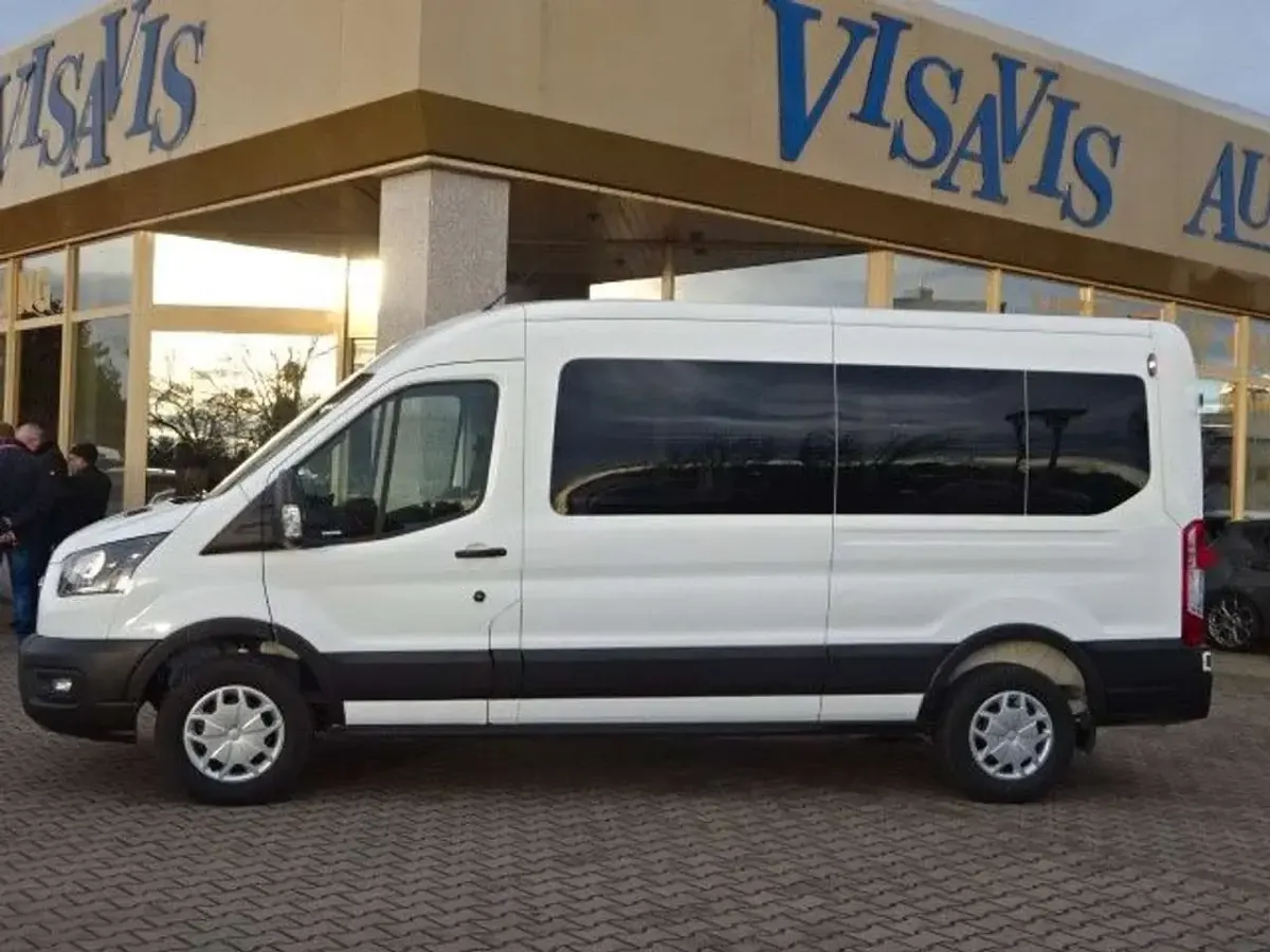 Neu Ford Transit Trend 131 PS (96 kW) 2025 Frostweiß Van / Kleinbus