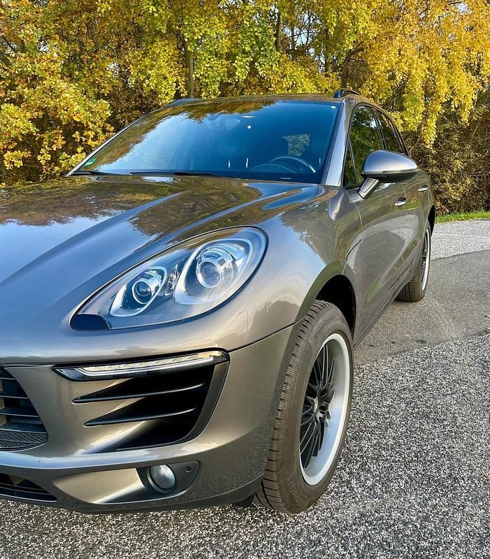 Gebraucht Porsche Macan S 258 PS (189 kW) 2014 Grau SUV