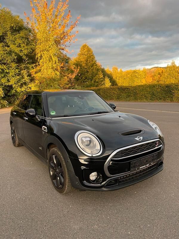 Schwarz Gebraucht 2016 Mini Cooper S Clubman Kombi | 14.950 € (Superpreis) - Bild 1/4