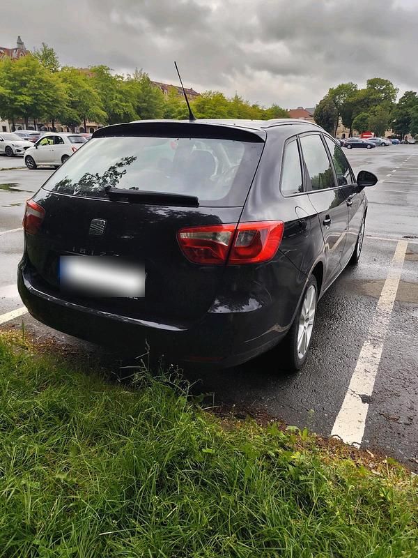 Gebraucht Seat Ibiza ST 70 PS (51 kW) 2011 Schwarz Kombi