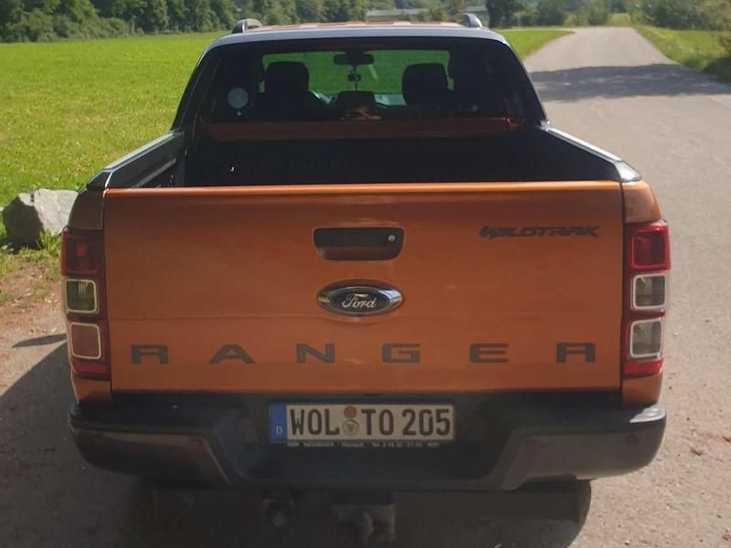 Gebraucht Ford Ranger Wildtrack 200 PS (147 kW) 2019 Orange Pickup