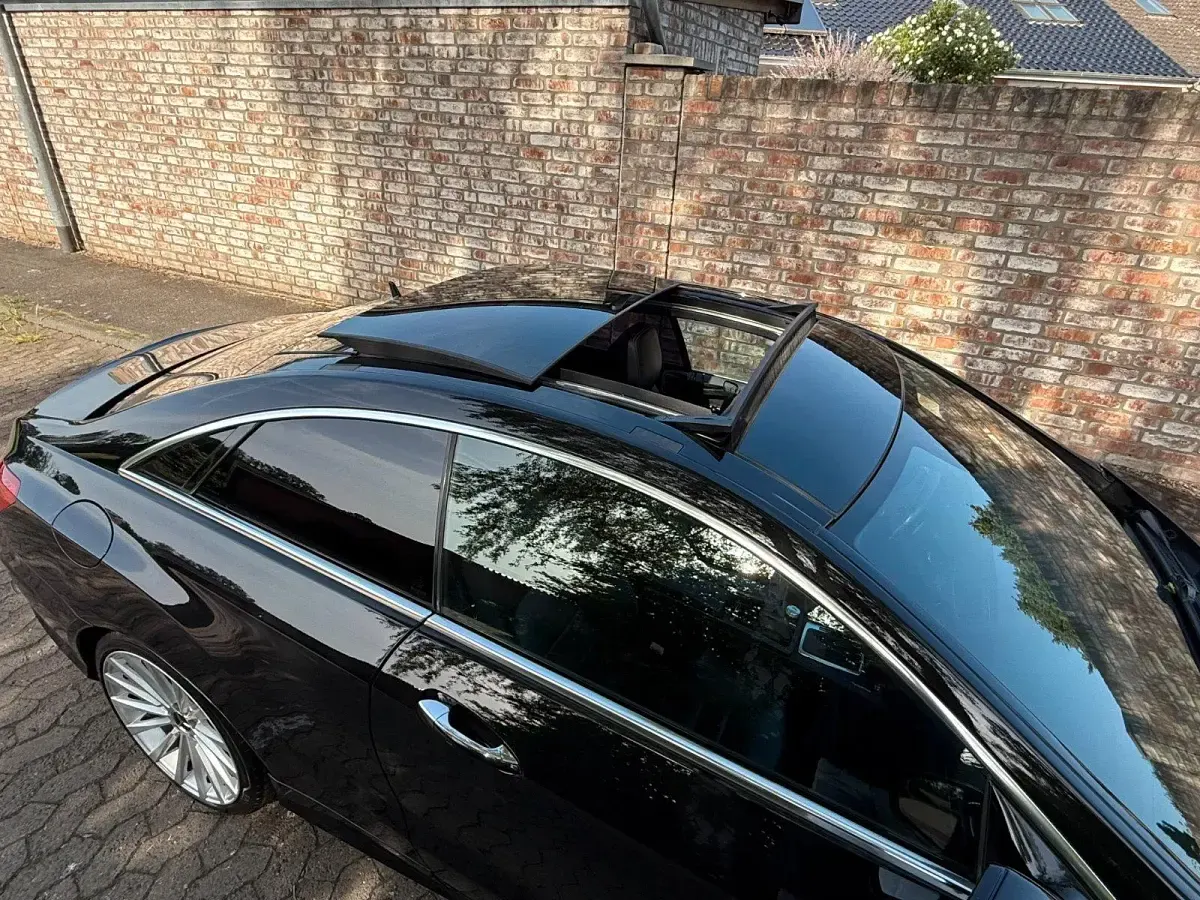 Gebraucht Mercedes E500 AMG 388 PS (285 kW) 2009 Schwarz Coupé