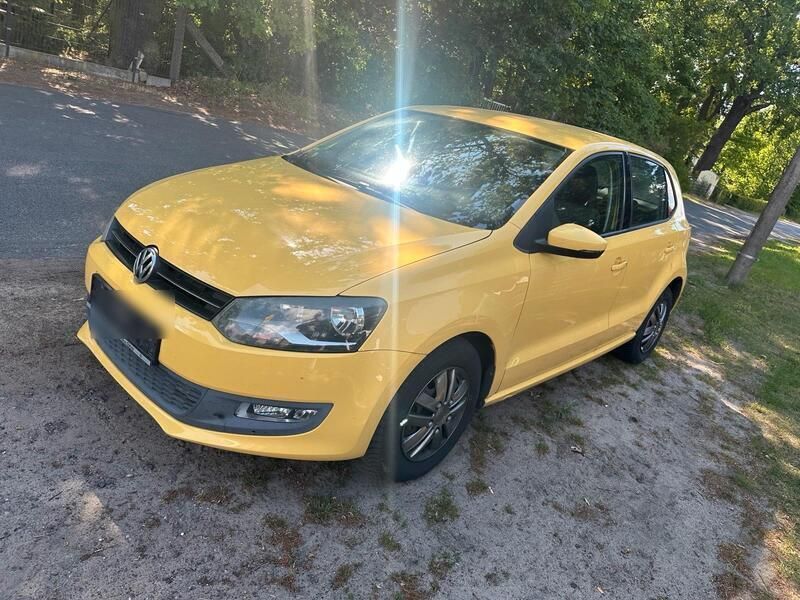 Gelb Gebraucht 2011 VW Polo Kleinwagen | 2.200 € (Superpreis) - Bild 1/4