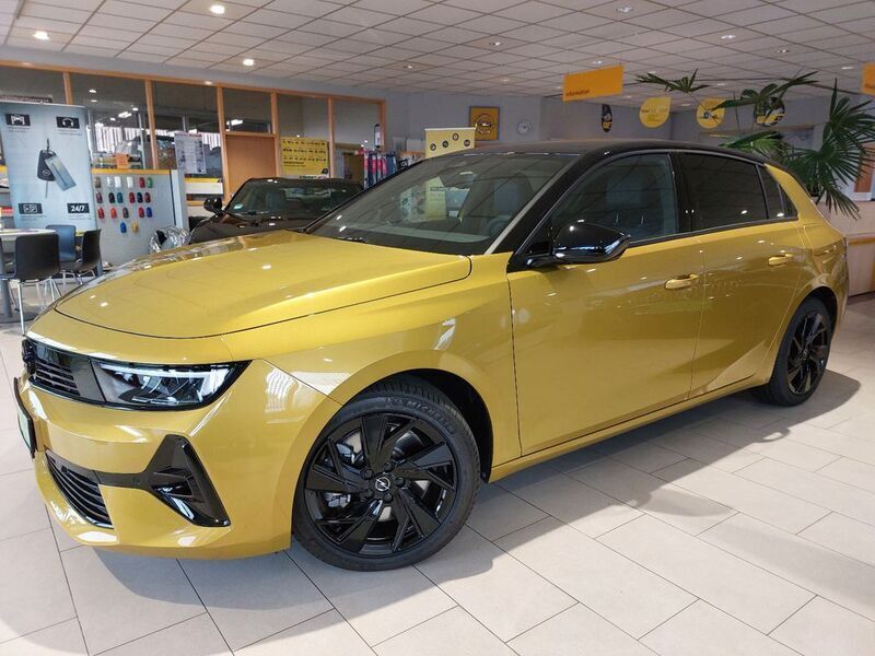 Gebraucht Opel Astra GS Line 181 PS (133 kW) 2022 Gelb Limousine