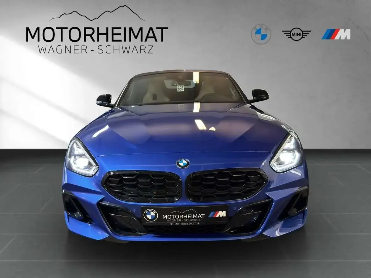 Gebraucht BMW Z4 M Sport 197 PS (144 kW) 2025 Portimao blau Cabrio