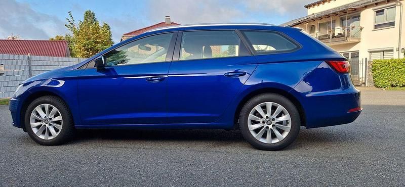 Blau Gebraucht 2020 Seat Leon ST Style Kombi | 10.507 € (Fairer Preis) - Bild 1/4