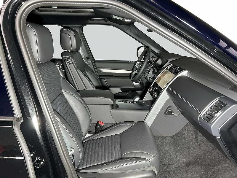 Gebraucht Land Rover Discovery 5 SE Dynamic 252 PS (185 kW) 2026 Santorini black SUV