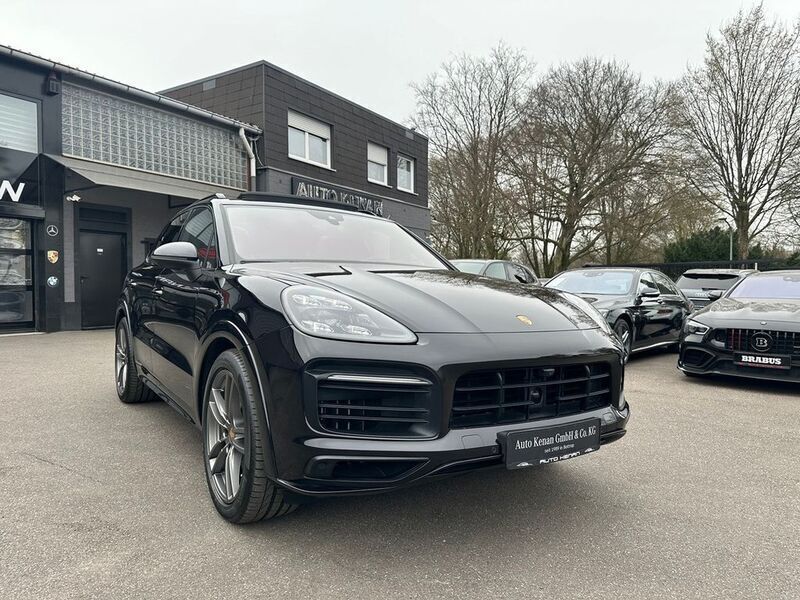 Tiefschwarzmetallic Gebraucht 2019 Porsche Cayenne S SUV | 72.690 € (Fairer Preis) - Bild 1/4