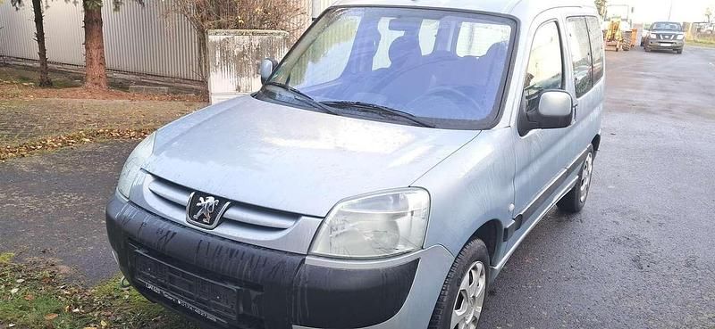 Gebraucht 2004 Peugeot Partner Premium Van | 2.499 € (Fairer Preis) - Bild 1/4