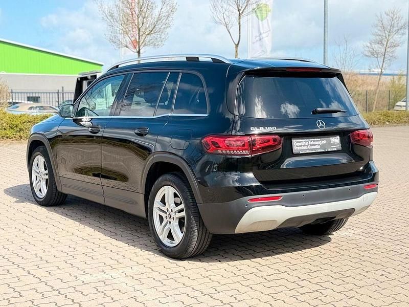 Gebraucht Mercedes GLB180 Style 136 PS (100 kW) 2022 Schwarz SUV