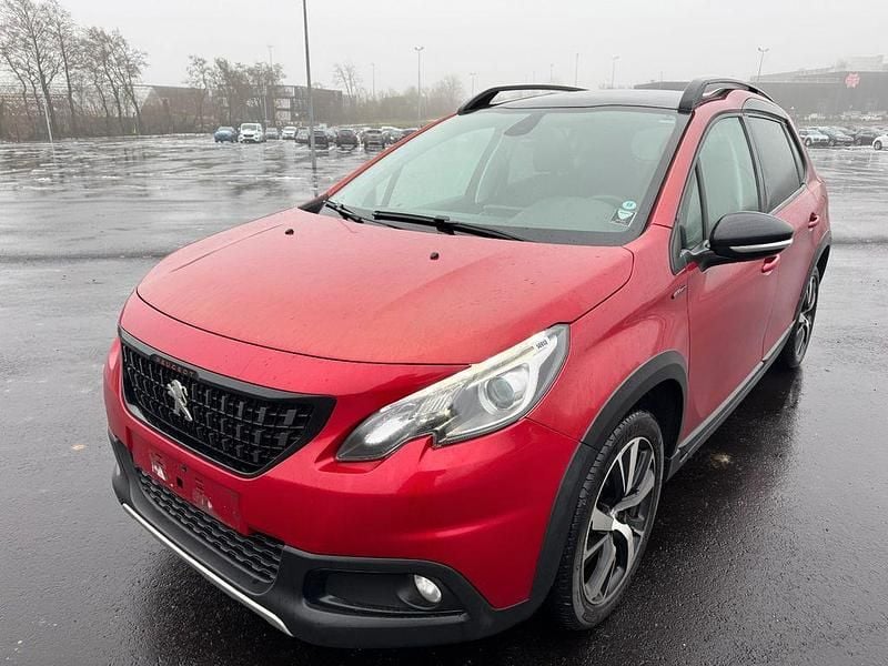 Rot Gebraucht 2018 Peugeot 2008 SUV | 6.500 € (Guter Preis) - Bild 1/4