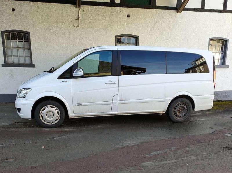 Gebraucht Mercedes Viano 163 PS (119 kW) 2012 Weiß Van / Kleinbus