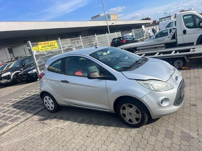 Gebraucht Ford Ka Ambiente 69 PS (50 kW) 2011 Silber Kleinwagen