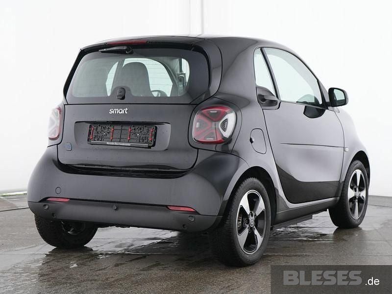 Gebraucht Smart ForTwo Coupé Exclusive 60 kW (82 PS) 2023 Schwarz Kleinwagen
