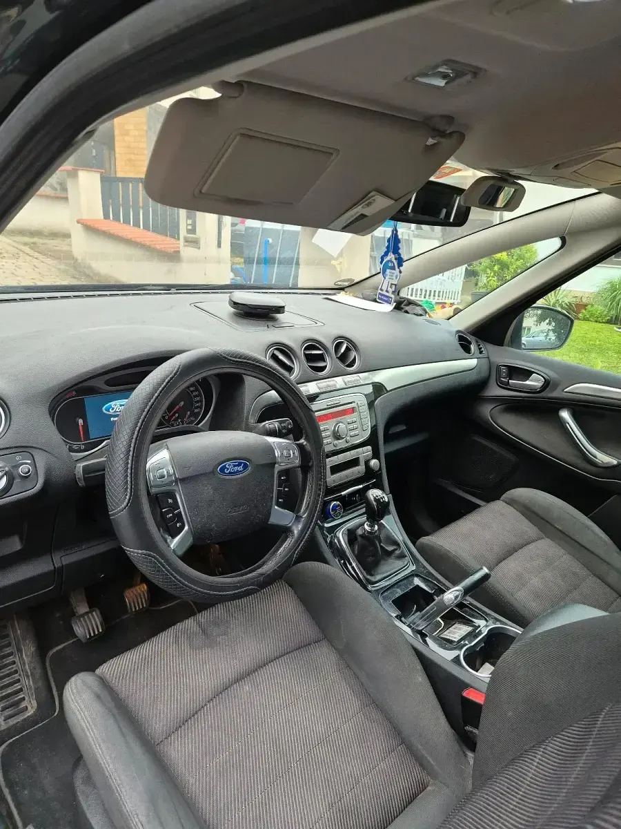 Gebraucht Ford S-MAX S 140 PS (102 kW) 2010 Schwarz Van / Kleinbus