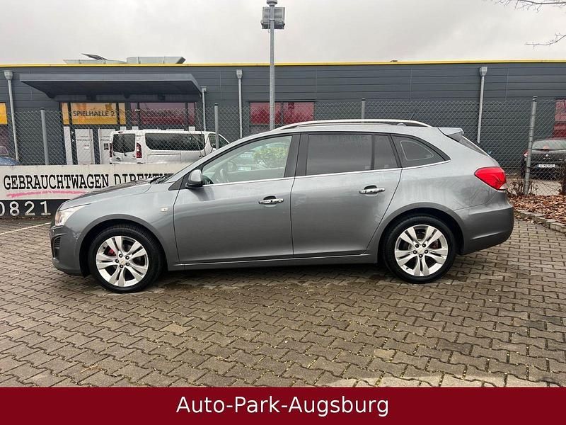 Gebraucht Chevrolet Cruze LT 140 PS (102 kW) 2013 Grau Kombi