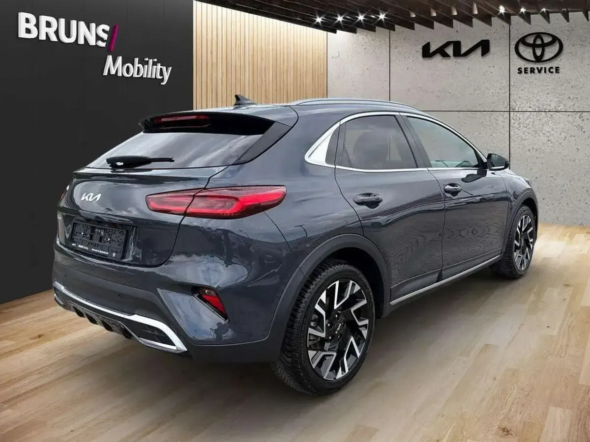 Gebraucht Kia XCeed Platinum 140 PS (102 kW) 2025 Penta metall SUV