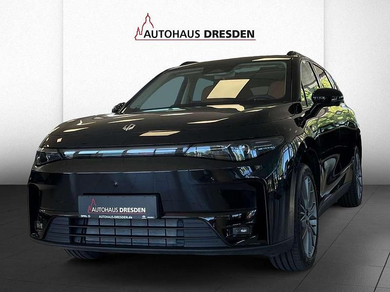 Gebraucht Leapmotor C10 215 PS (158 kW) 2025 Metallic black SUV