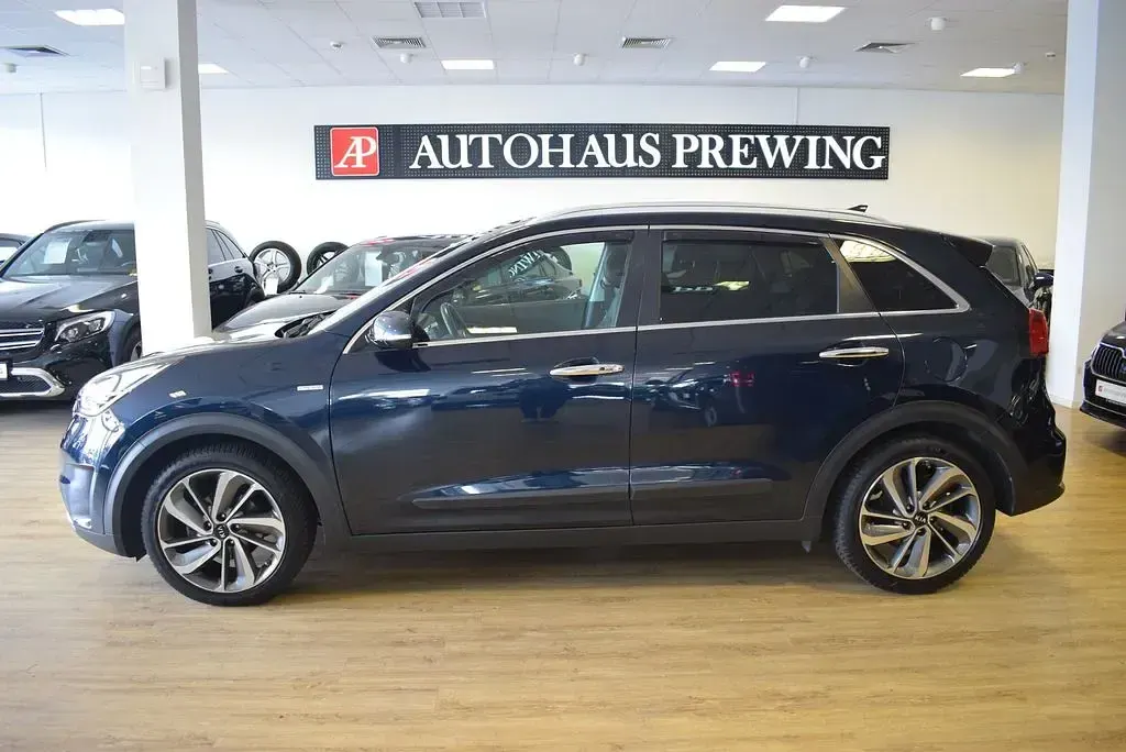 Gebraucht Kia Niro Vision 141 PS (103 kW) 2017 Blau SUV