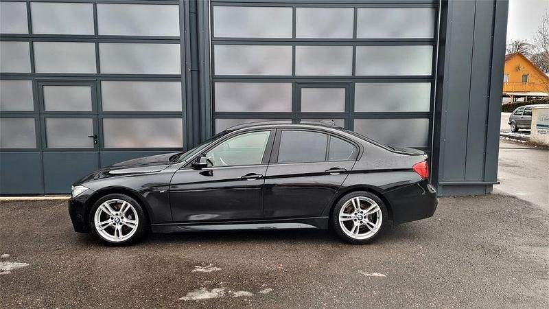 Gebraucht BMW 325 M Sport 218 PS (160 kW) 2014 Schwarz Limousine