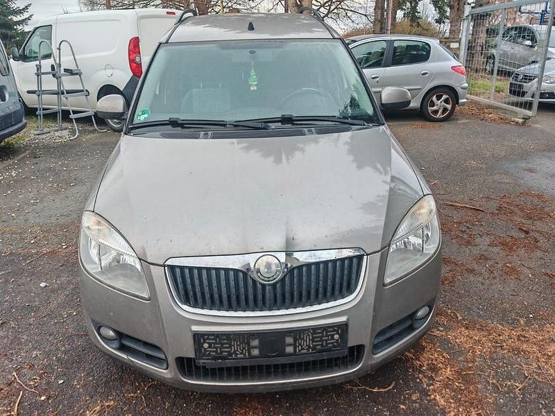 Gebraucht Skoda Roomster Plus Edition 105 PS (77 kW) 2009 Van / Kleinbus