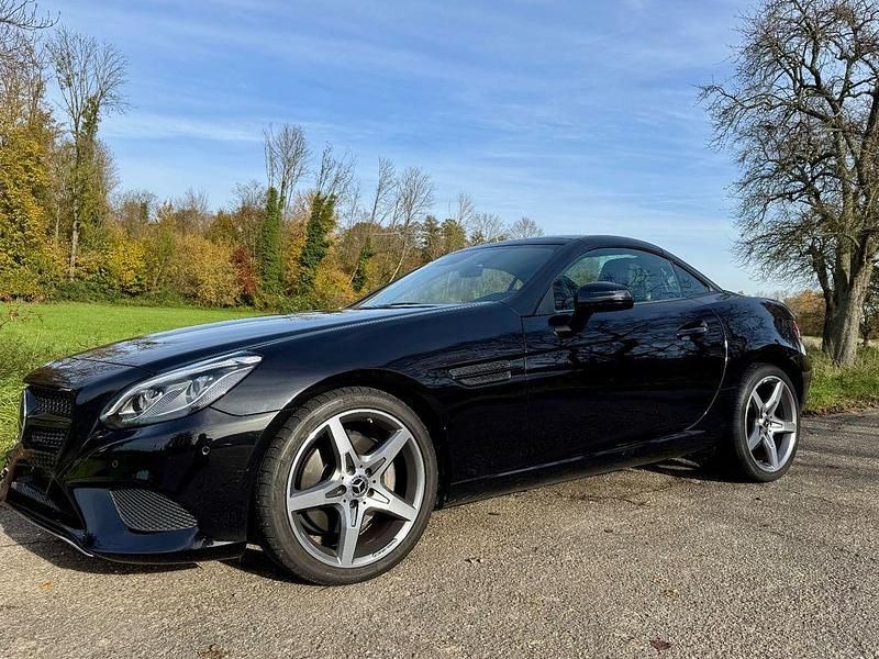 Schwarz Gebraucht 2018 Mercedes SLC300 Cabrio | 34.000 € (Guter Preis) - Bild 1/4