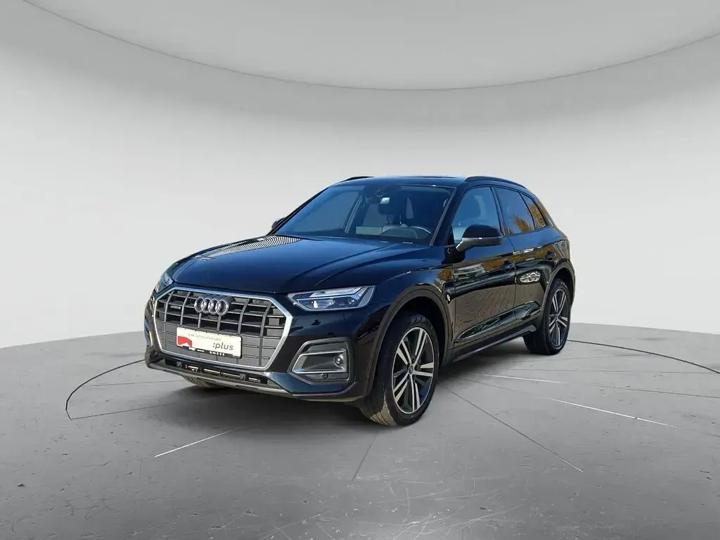 Gebraucht Audi Q5 Ambiente 299 PS (219 kW) 2022 Brillantschwarz SUV