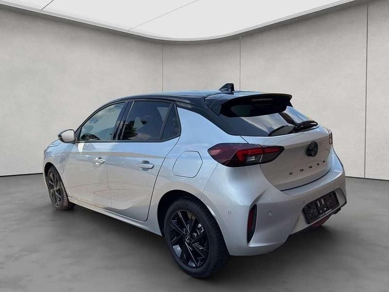 Gebraucht Opel Corsa 101 PS (74 kW) 2024 Silber Limousine