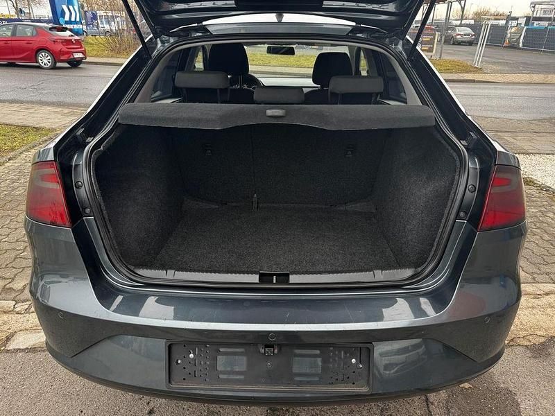 Gebraucht Seat Toledo 4You 86 PS (63 kW) 2015 Grau Limousine