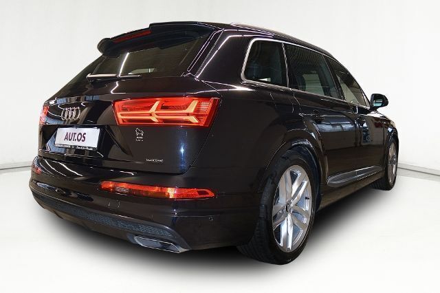 Gebraucht Audi Q7 S-Line 272 PS (200 kW) 2016 Schwarz metallic SUV