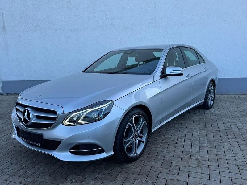 Gebraucht Mercedes E250 AMG 204 PS (150 kW) 2013 Silber Limousine