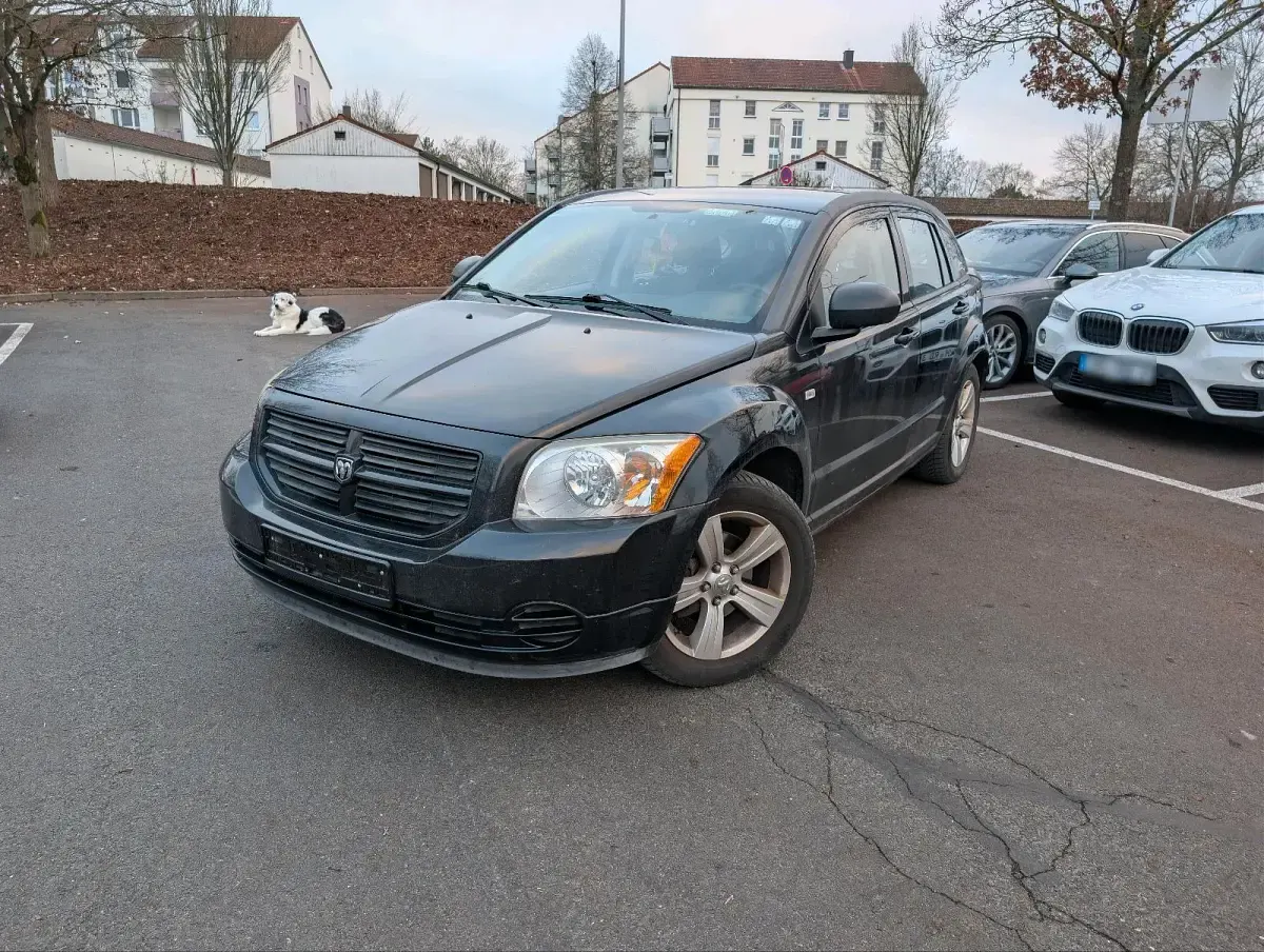 Gebraucht Dodge Caliber 155 PS (114 kW) 2010 Schwarz Kleinwagen