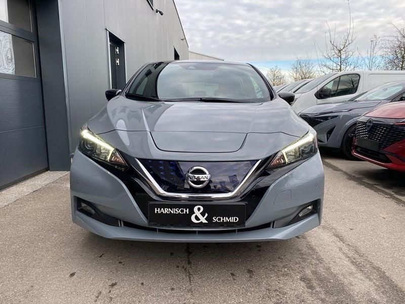 Gebraucht Nissan Leaf 360º 160 kW (218 PS) 2021 Grau Kleinwagen