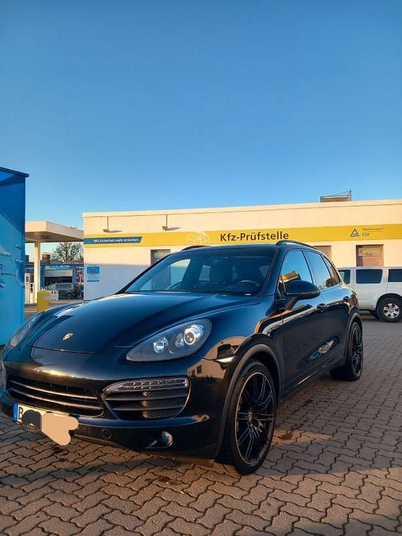 Schwarz Gebraucht 2011 Porsche Cayenne S SUV | 12.900 € (Fairer Preis) - Bild 1/4