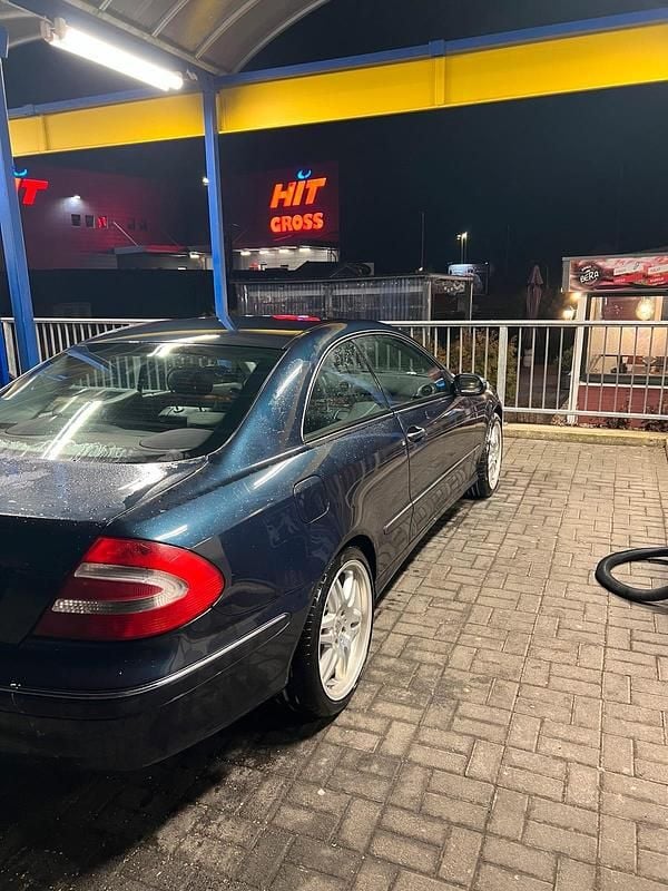 Gebraucht Mercedes CLK500 Elegance 306 PS (225 kW) 2002 Blau Coupé