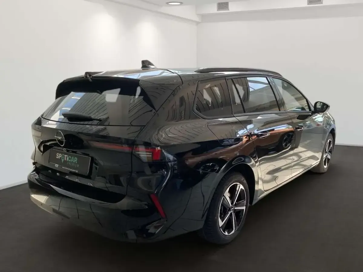 Gebraucht Opel Astra Edition 131 PS (96 kW) 2025 Dunkel weiß Kombi