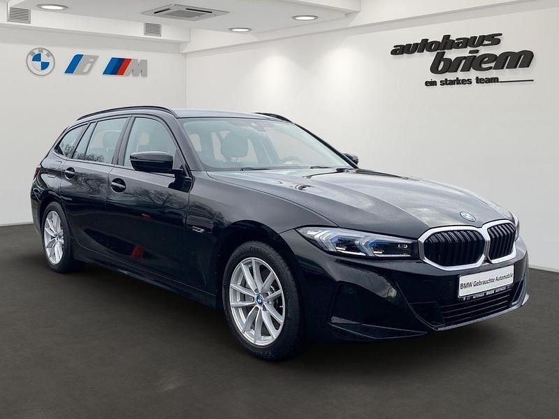 Gebraucht BMW 330e 292 PS (214 kW) 2022 Schwarz ii Kombi