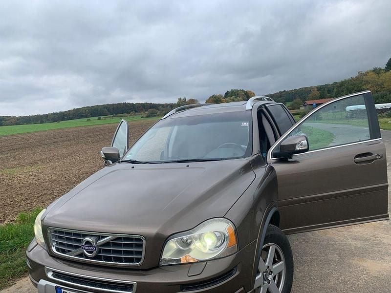 Braun Gebraucht 2012 Volvo XC90 SUV | 12.500 € (Fairer Preis) - Bild 1/4