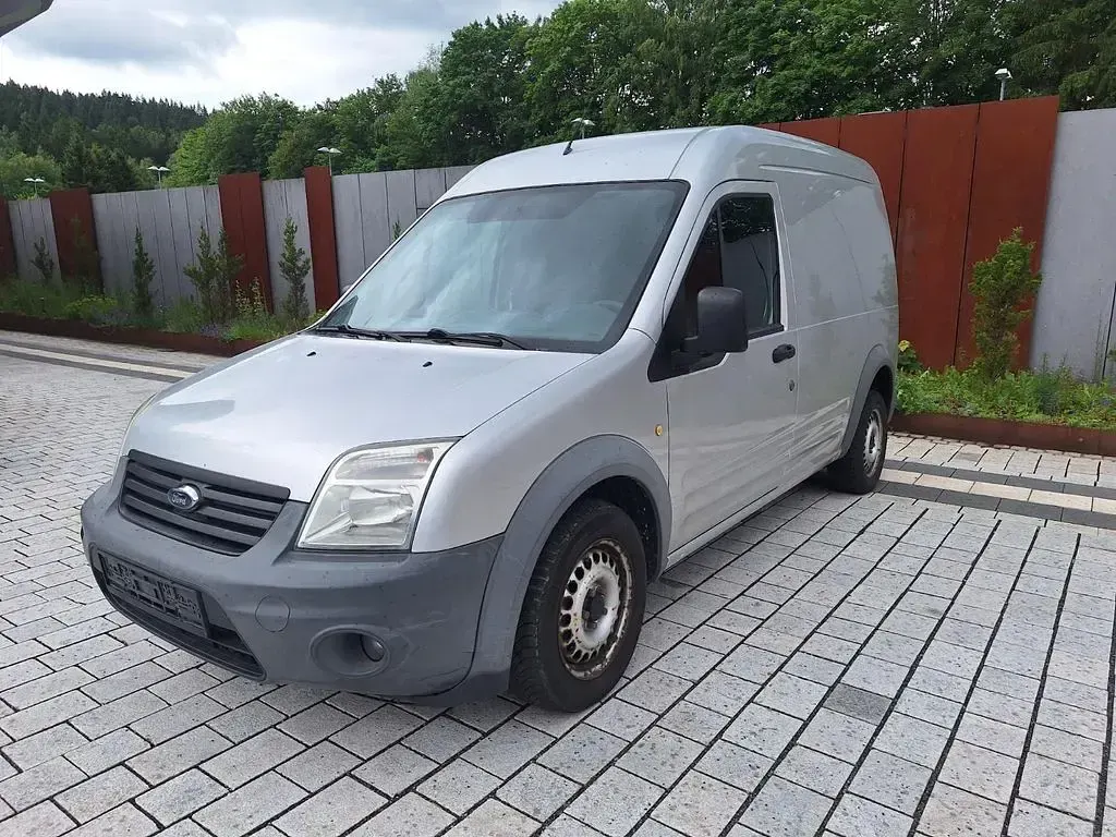 Gebraucht Ford Transit Connect 110 PS (80 kW) 2011 Silber Van / Kleinbus