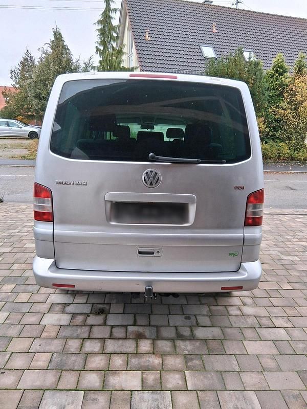 Gebraucht VW Multivan 174 PS (127 kW) 2006 Silber Van