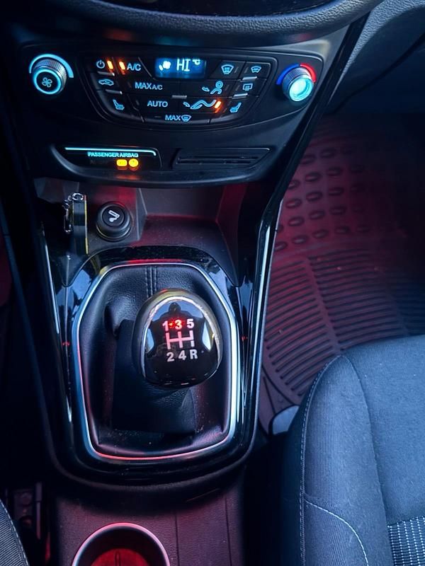 Gebraucht Ford B-MAX 95 PS (69 kW) 2013 Braun Van / Kleinbus