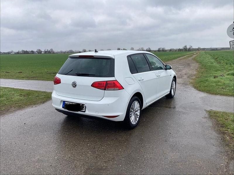 Gebraucht VW Golf VII Cup 86 PS (63 kW) 2014 Weiß Limousine