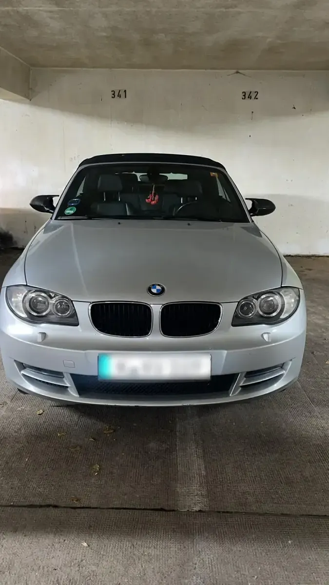 Gebraucht BMW 120 Cabriolet 170 PS (125 kW) 2009 Silber Cabrio