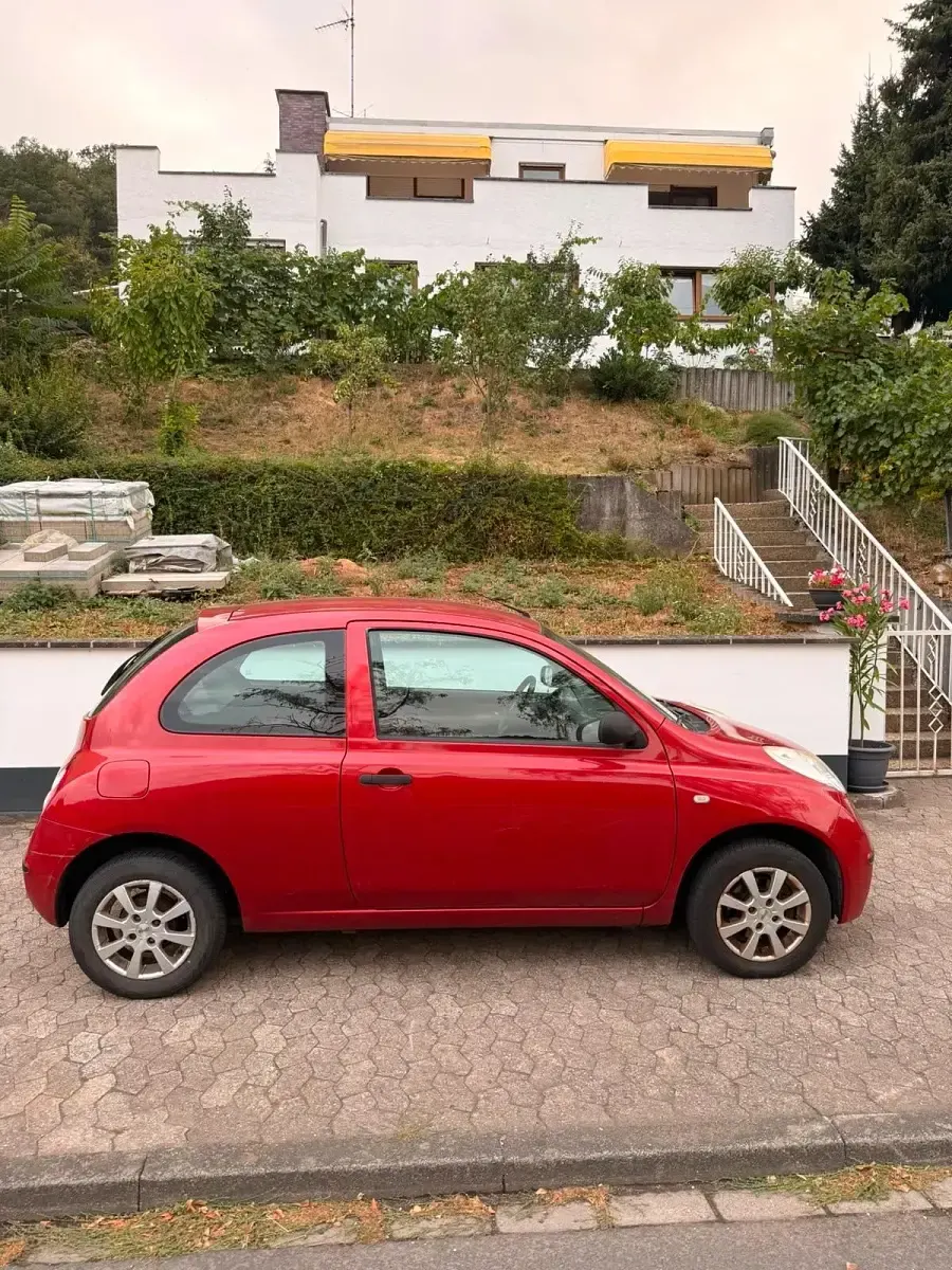 Gebraucht Nissan Micra 65 PS (47 kW) 2007 Rot Kleinwagen